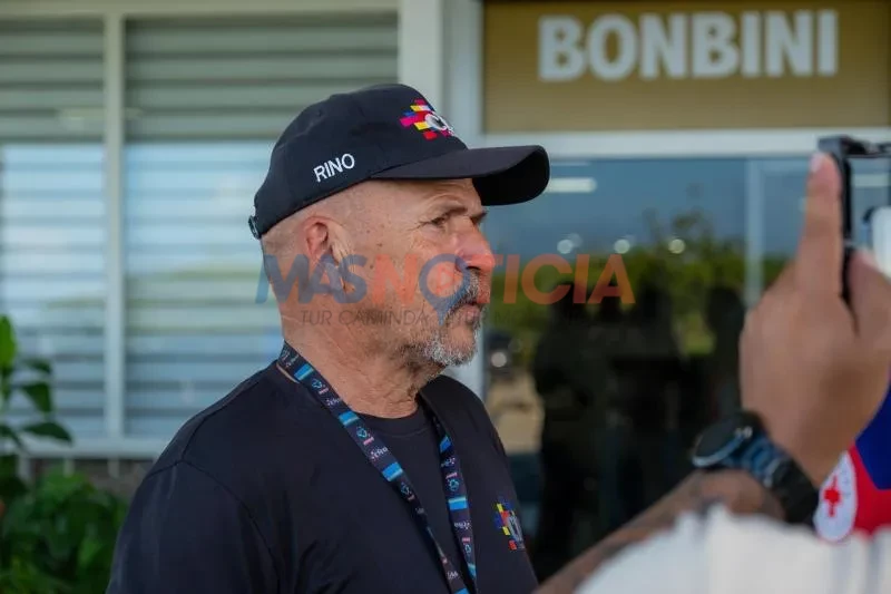 Aruba's CMO and Government Coordinate Humanitarian Mission to Venezuela